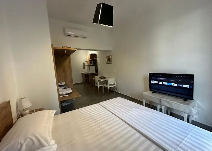 Central Comfort Suites