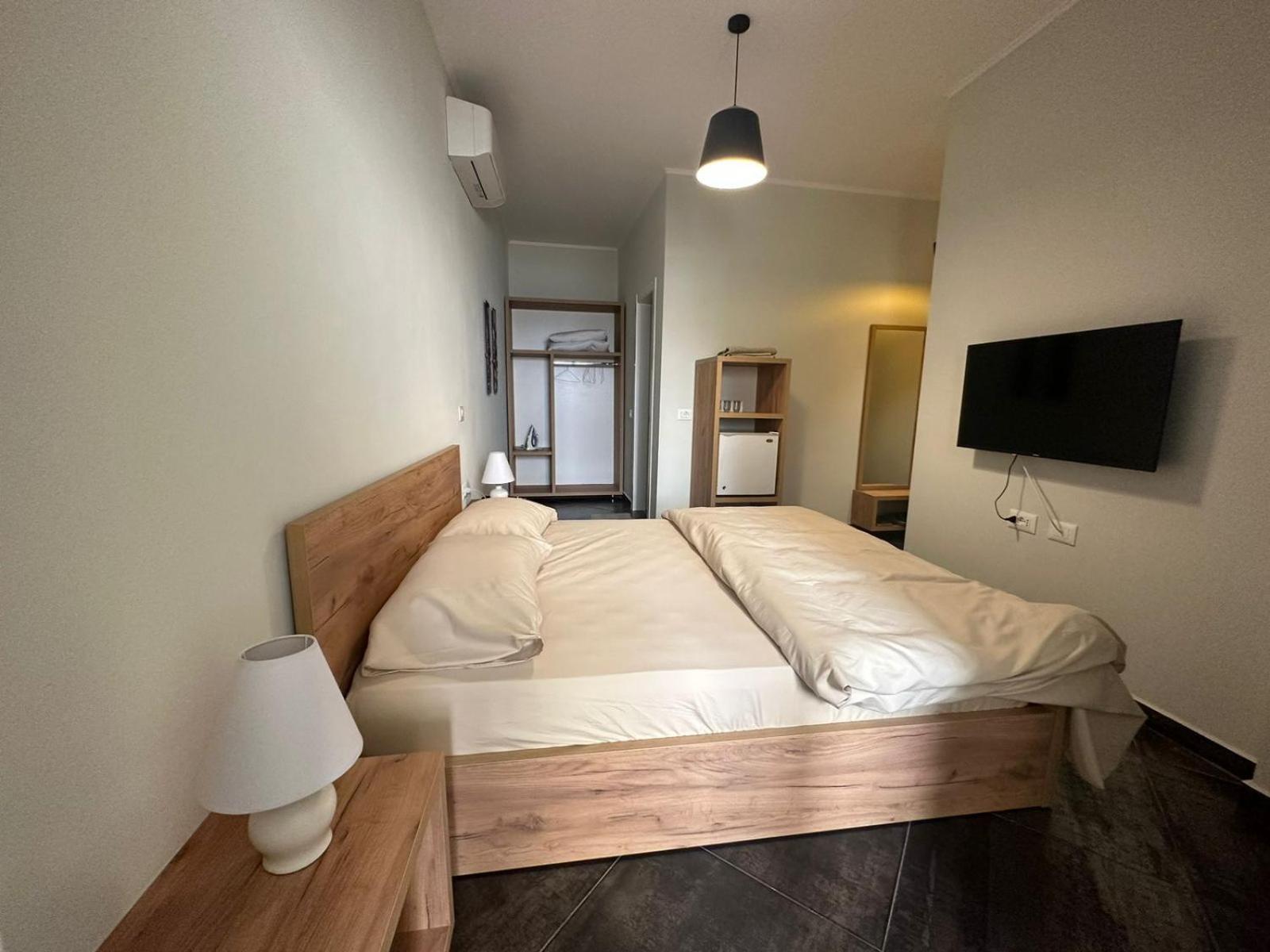 Comfort * Tirana